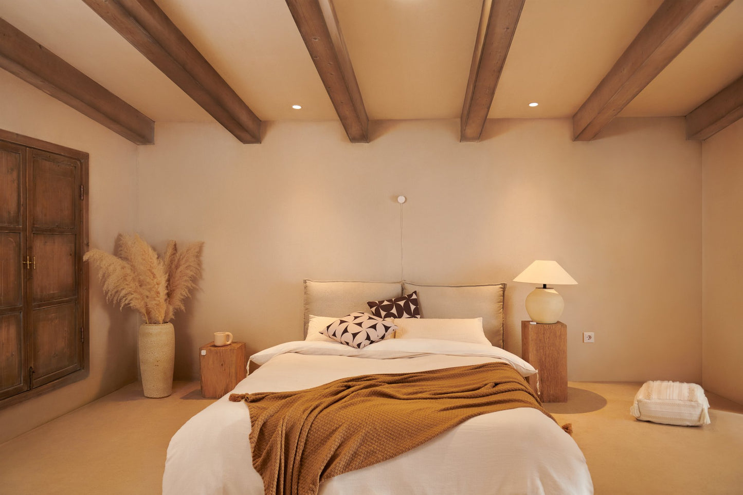 Ổ cắm âm tường thông minh Aqara H2 EU